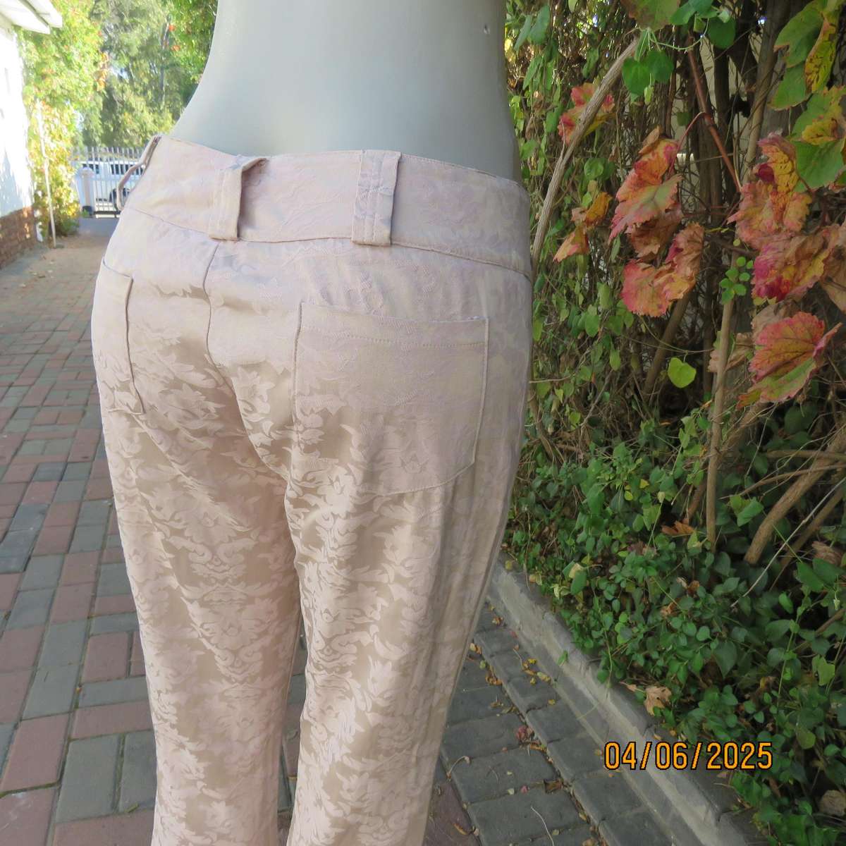 ANCIENT SPIRIT embossed wheat colour stretch polycotton bootcut pants. Size 36