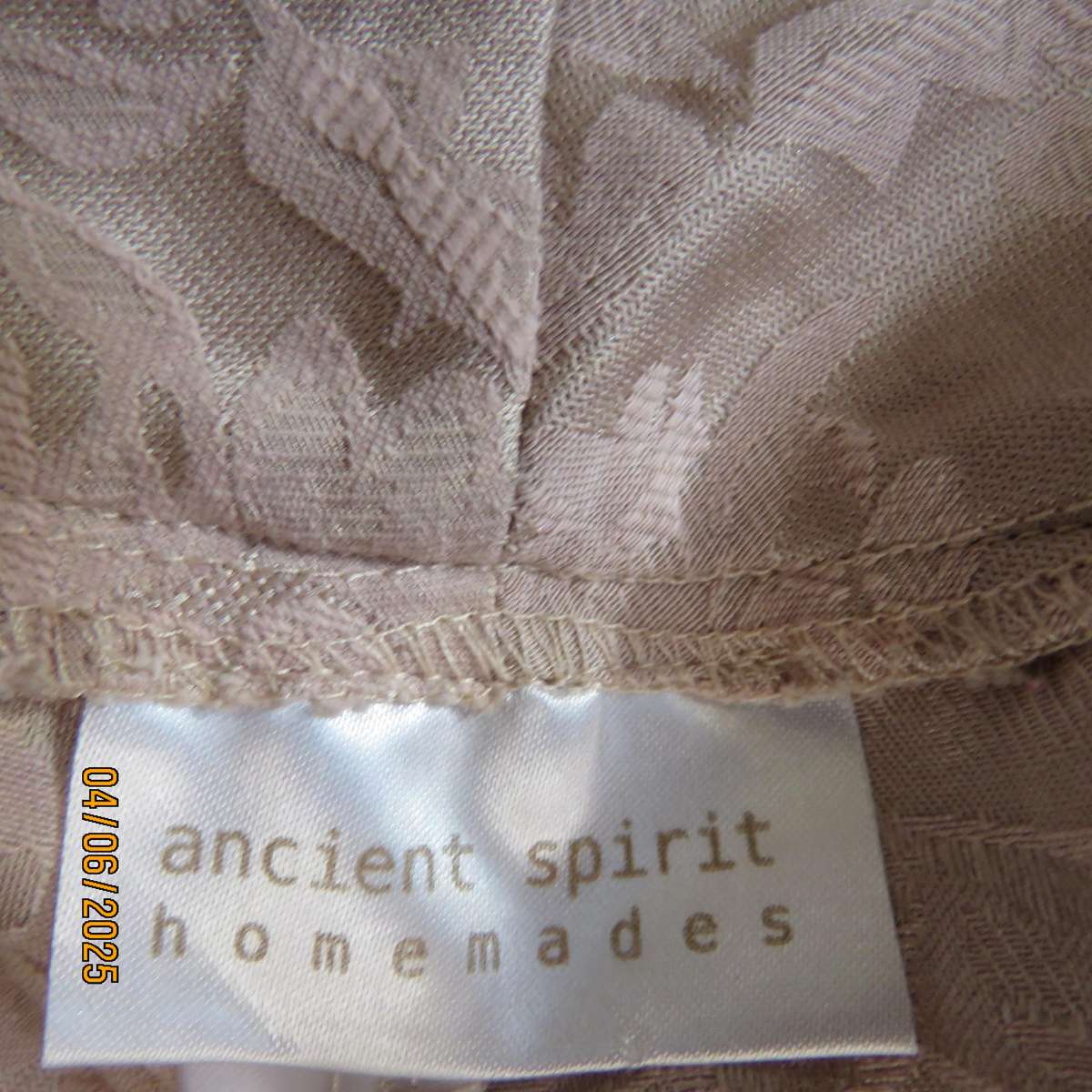 ANCIENT SPIRIT embossed wheat colour stretch polycotton bootcut pants. Size 36