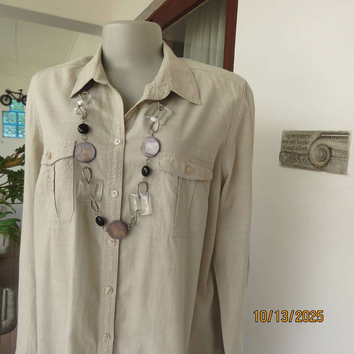 DAVID JONES ecru colour long sleeve cotton shirt with 2 pockets. Size 40