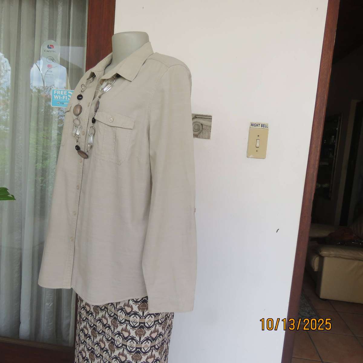 DAVID JONES ecru colour long sleeve cotton shirt with 2 pockets. Size 40