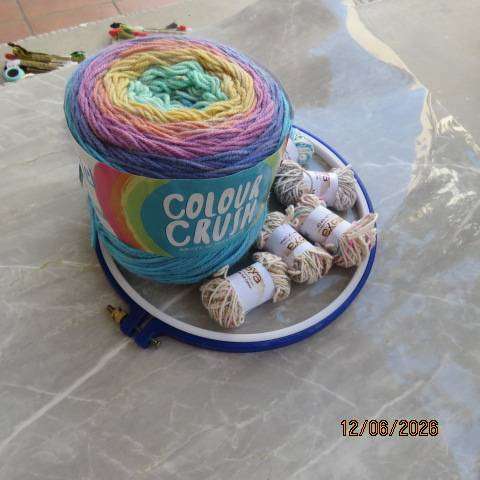 Moya double knit cotton yarn five rolls + Elle colour crush wool 200g + embroidery loop