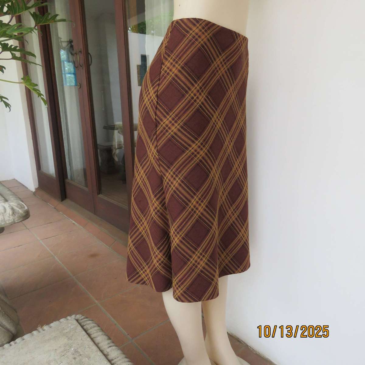 EXACT large check golden brown and mustard A-Line bandless skirt size 36