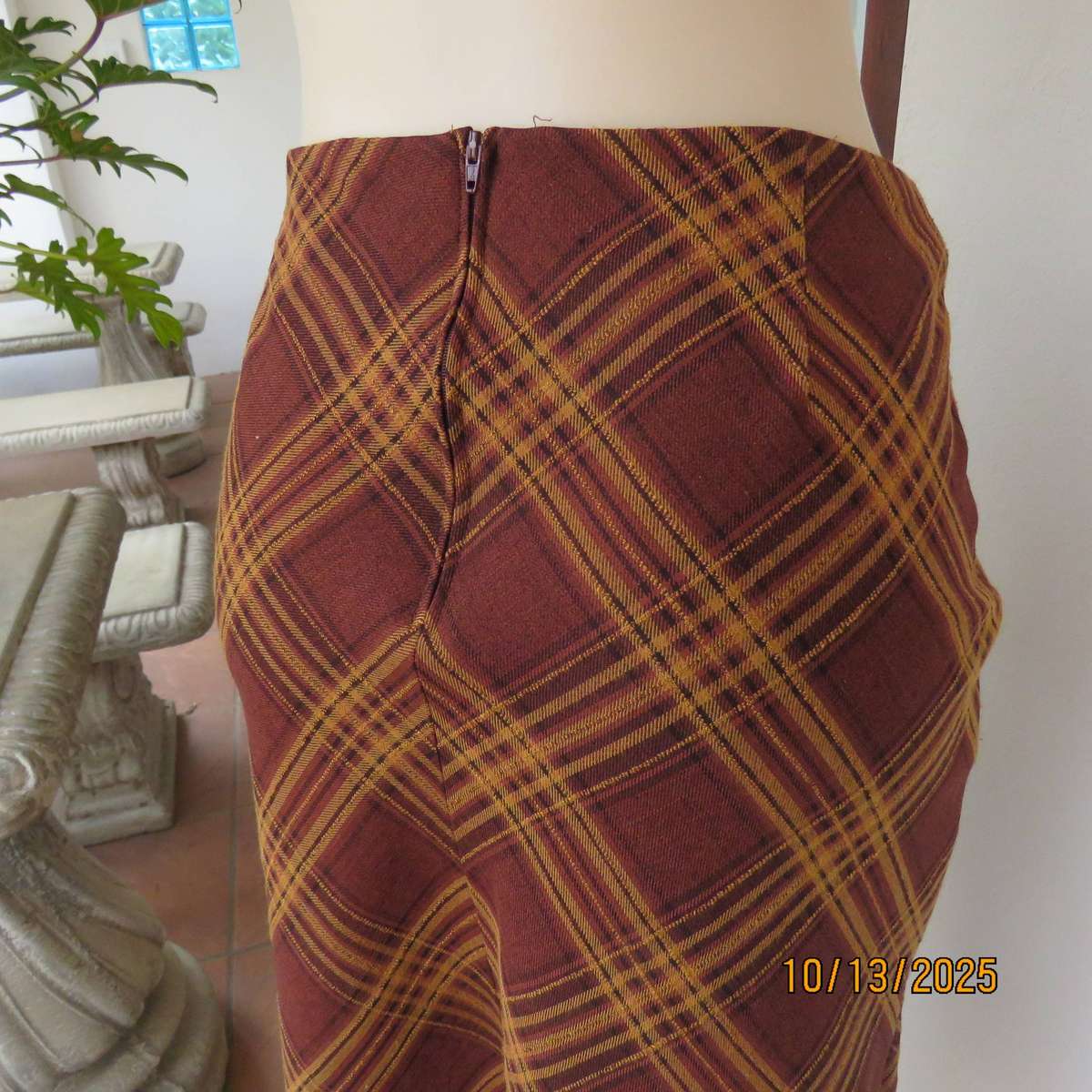 EXACT large check golden brown and mustard A-Line bandless skirt size 36