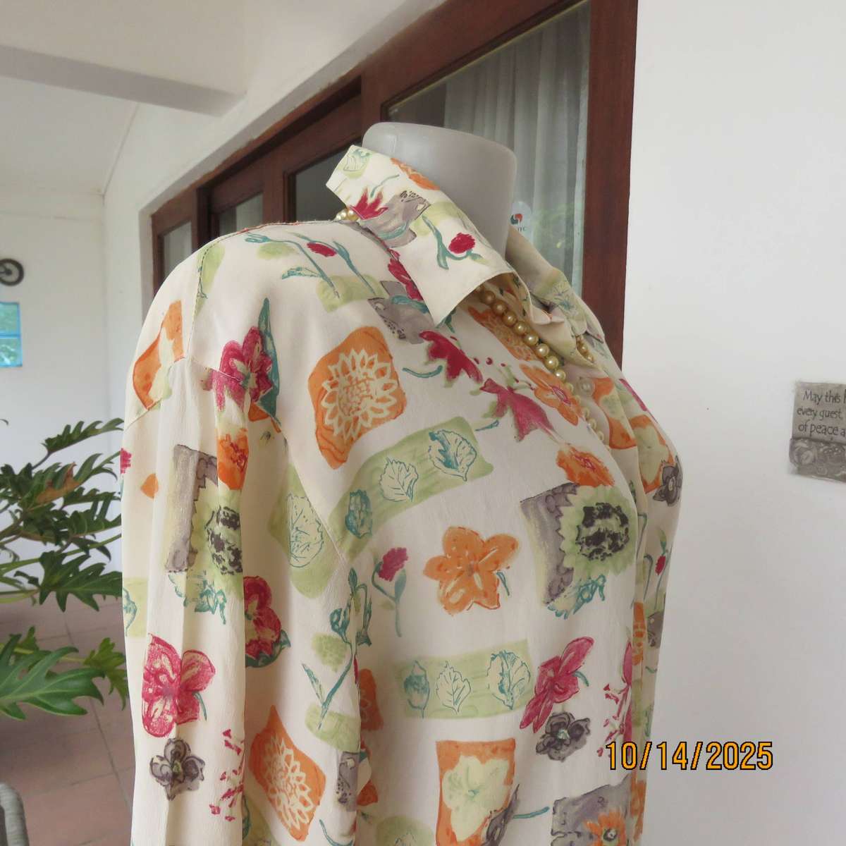 SNOW 100% pure silk cream with red-orange-green floral print top. Size 40