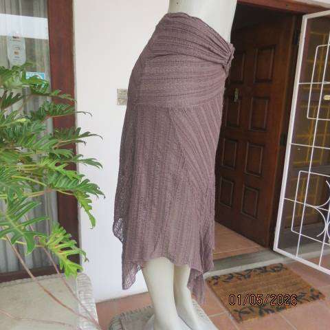 Unique coffee colour paneled polyester-nylon stretch high-low skirt size 32-34