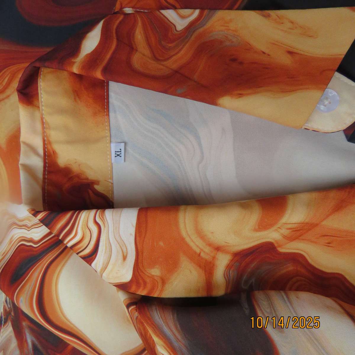 Autumn colour marble print 100% silky polyester long sleeve top size 40.