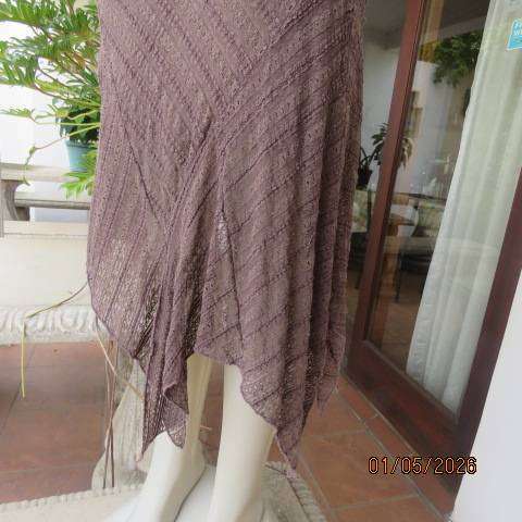 Unique coffee colour paneled polyester-nylon stretch high-low skirt size 32-34