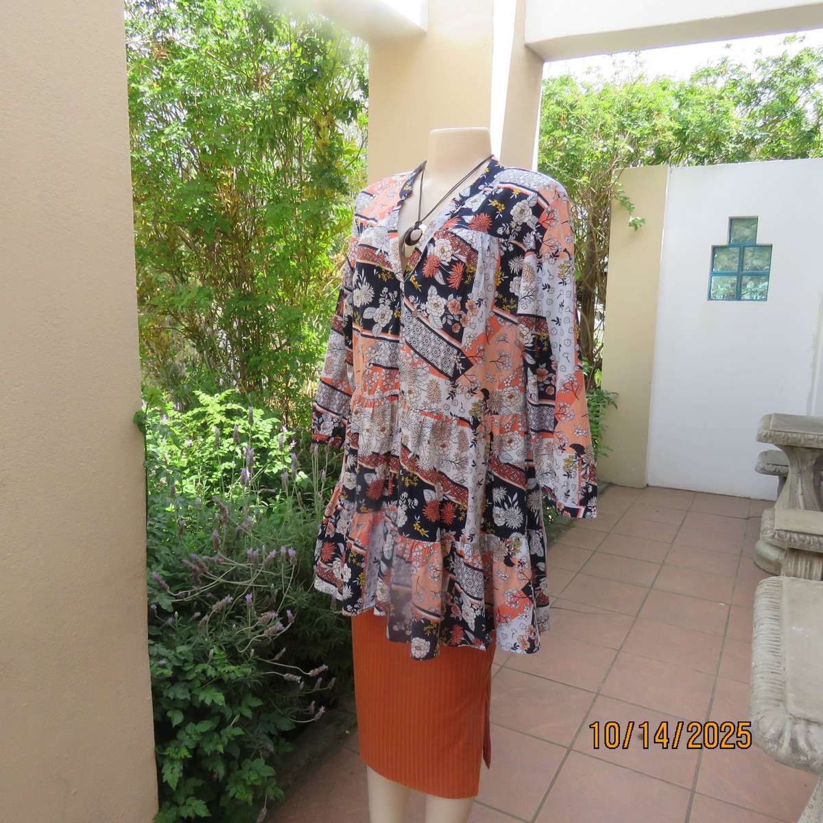 Tiered slip over slip over long sleeve cotton top in peach-navy-blue and yellow. Size 40