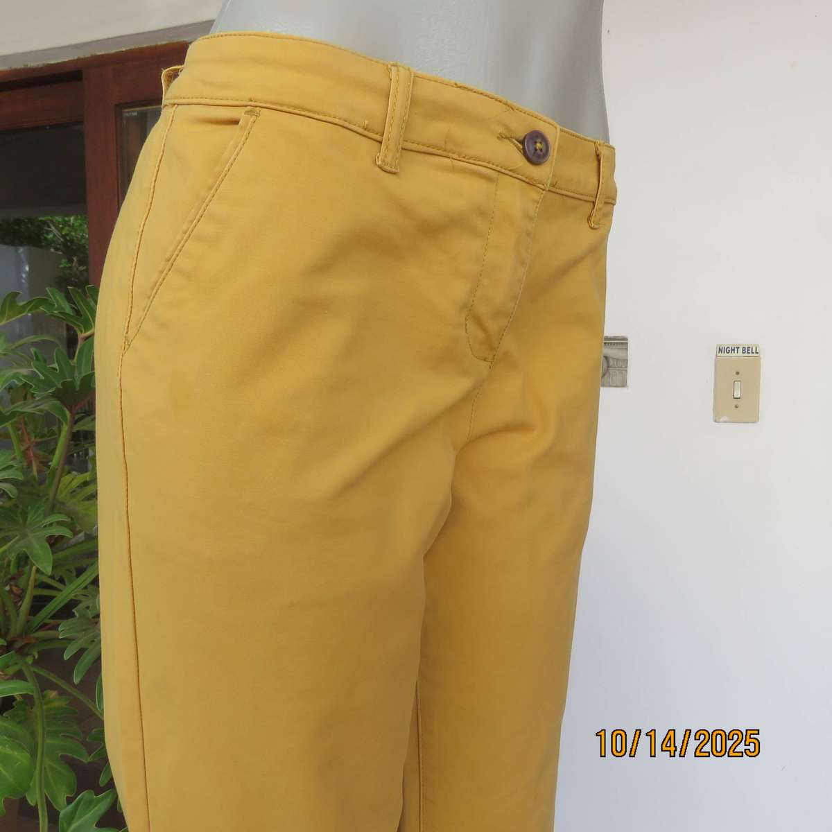 TRUWORTHS mustard colour slim pants in cotton stretch size 38.