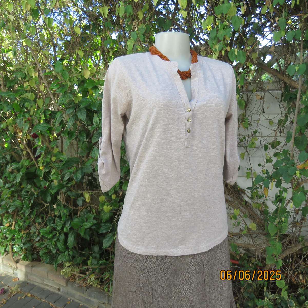OR stretch polycotton slip over ecru-cream mottled top size 36-12. As new