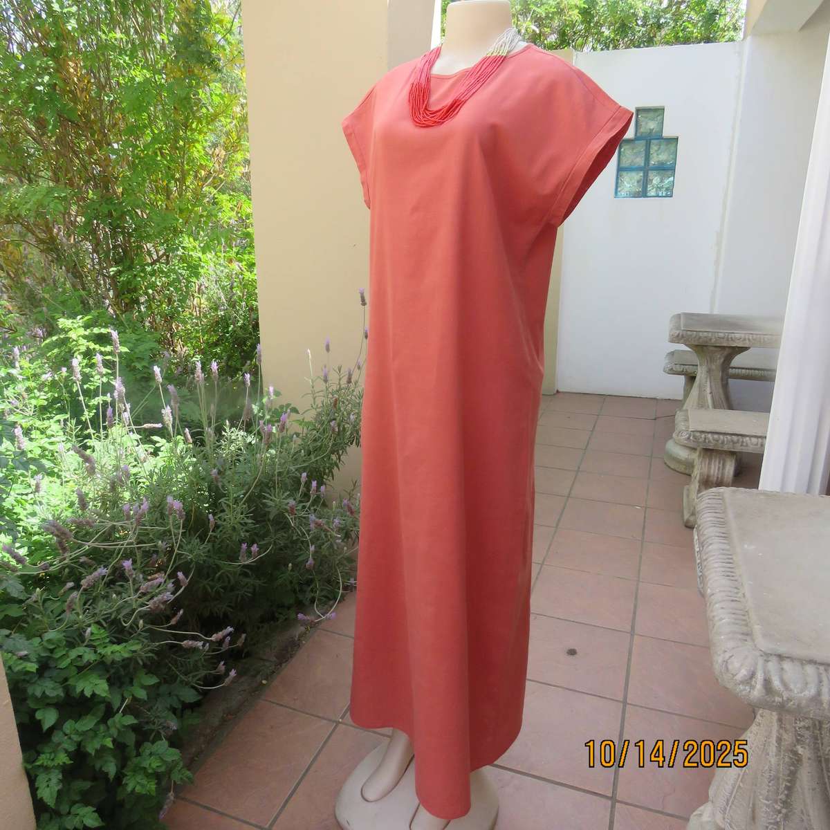 EMERY ROSE maxi shift dress in coral textured cotton. Size 38