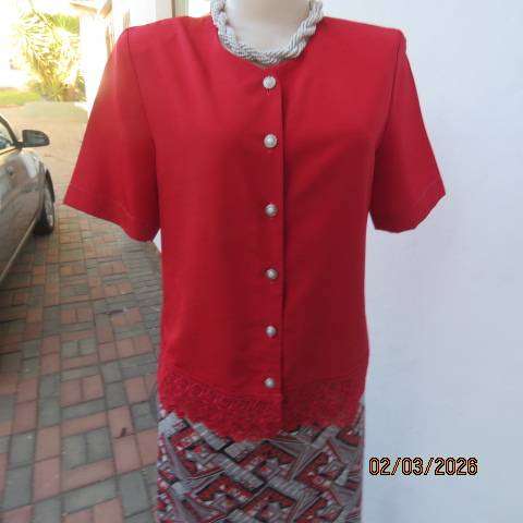 WOOLWORTHS bright red button down short sleeve top with front lace hem. Size 34