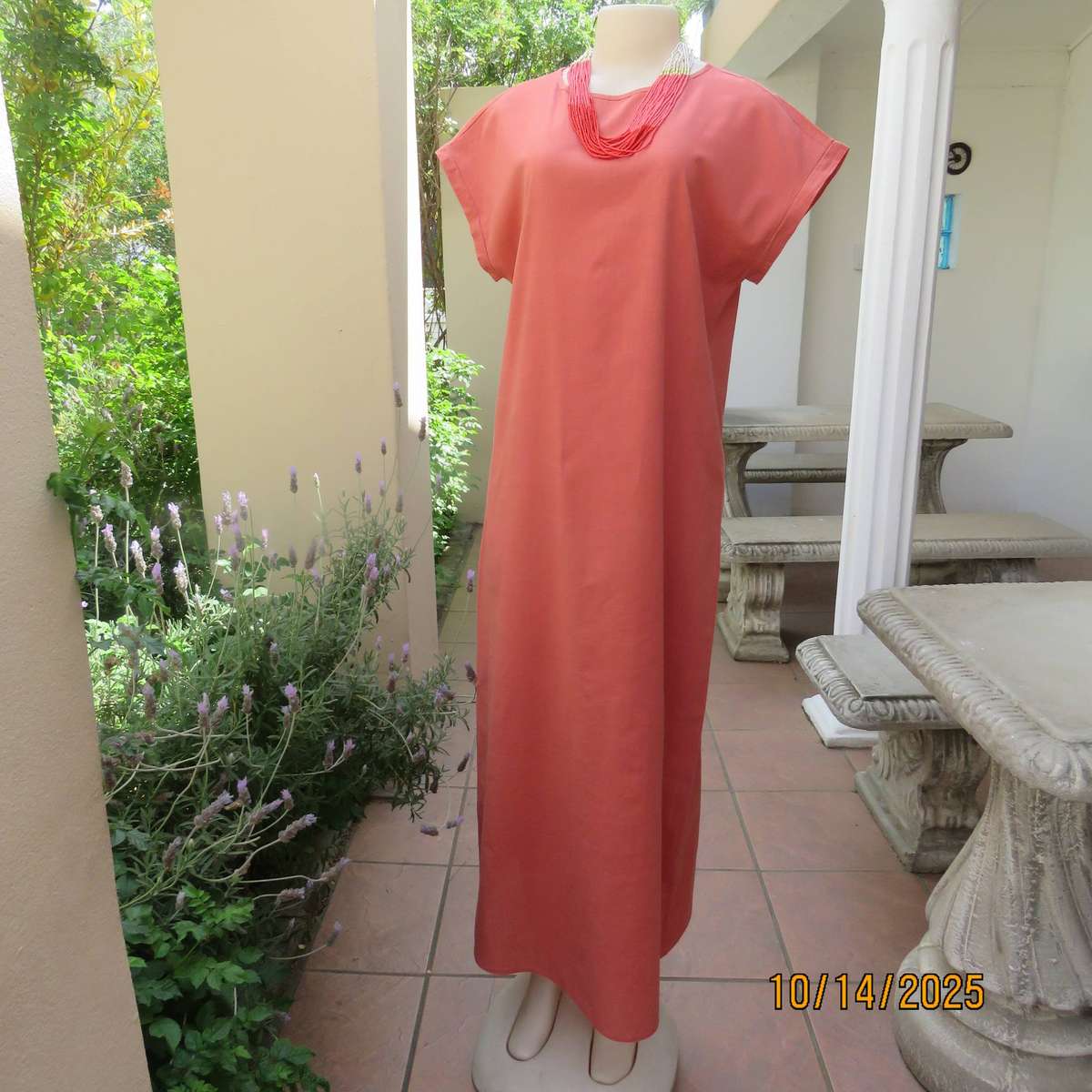 EMERY ROSE maxi shift dress in coral textured cotton. Size 38