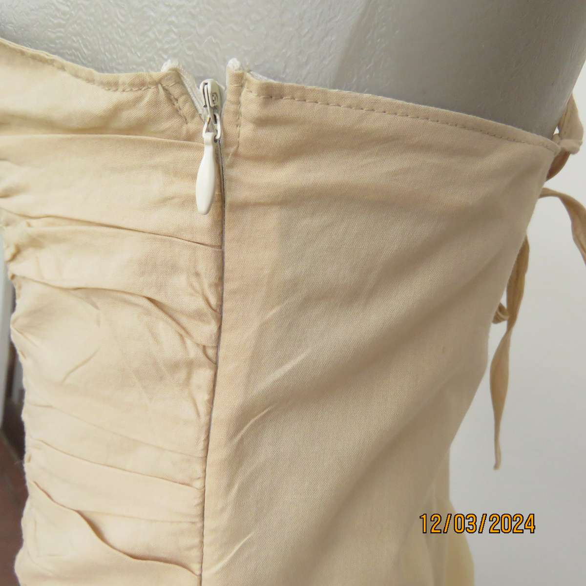 Beautiful rich cream strappy top in polycotton. Gathered front. Cross over back,Size 32.By SAMA JEE