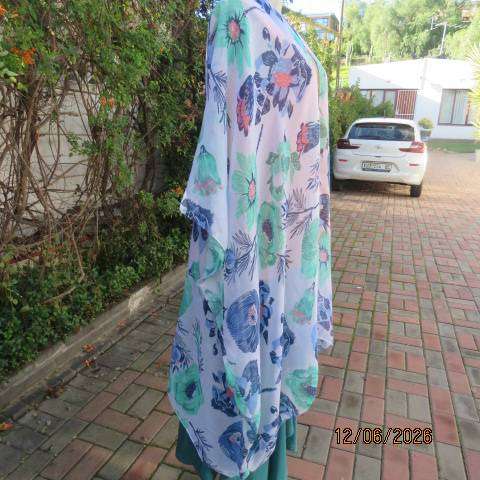Miladys pale light blue cover-up long polyester open jacket with blue and jade flower print