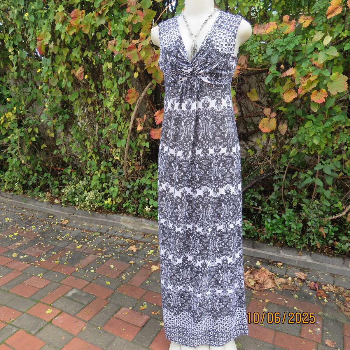 Empire style bohemian patterned maxi black-white dress. Polycotton stretch.Size 34