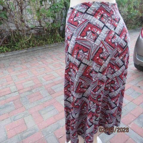 Geometric Print ankle-length A-line stretch polycotton skirt, size 42