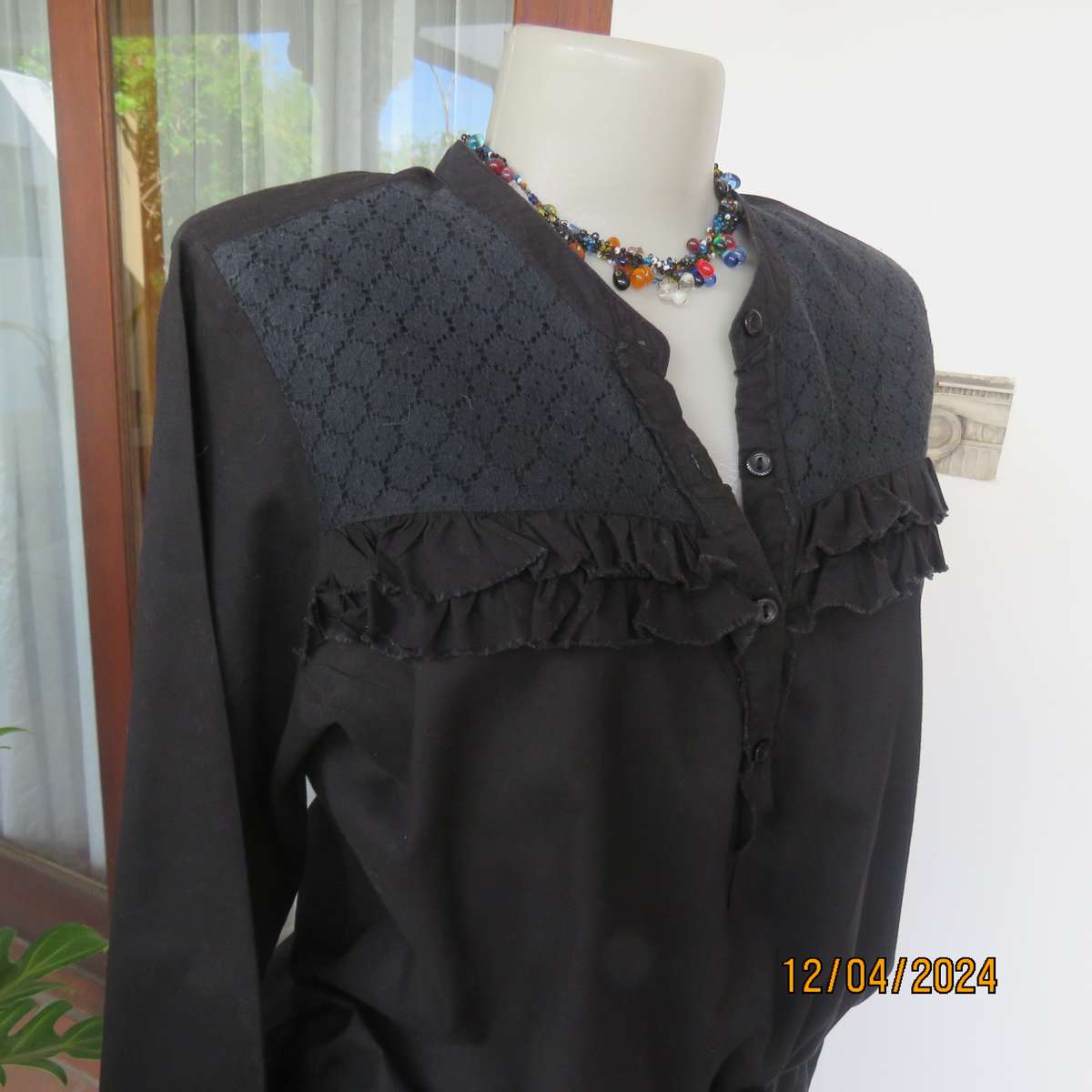 Fabulous black 100% cotton slip over top size 38 by WOOLWORTHS. Laced yoke.Double drawstring.As new