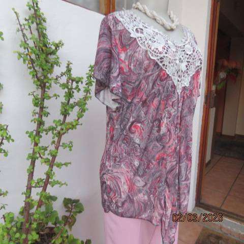 EVA polyester-nylon blend grey-crimson and white marble print top size 38