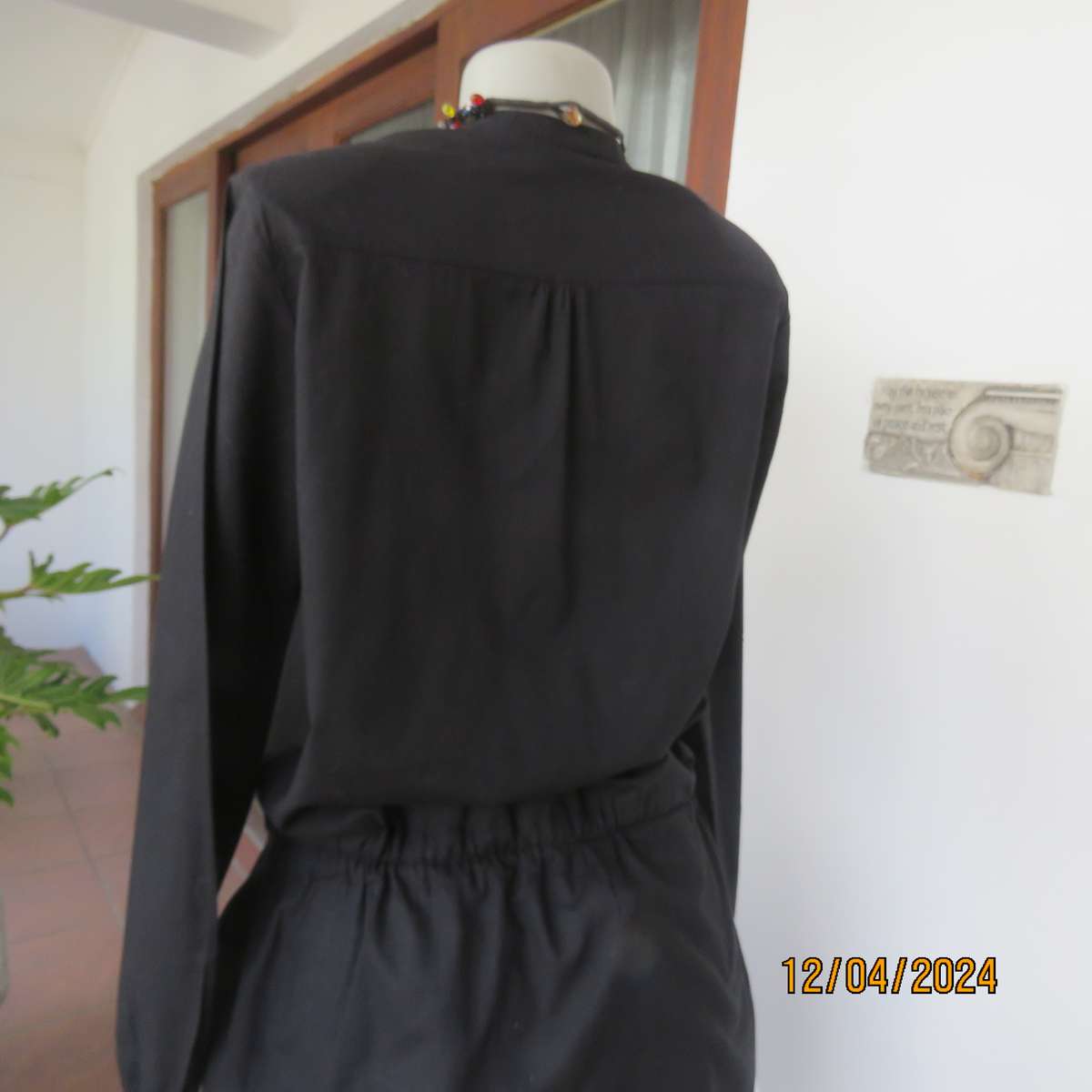 Fabulous black 100% cotton slip over top size 38 by WOOLWORTHS. Laced yoke.Double drawstring.As new