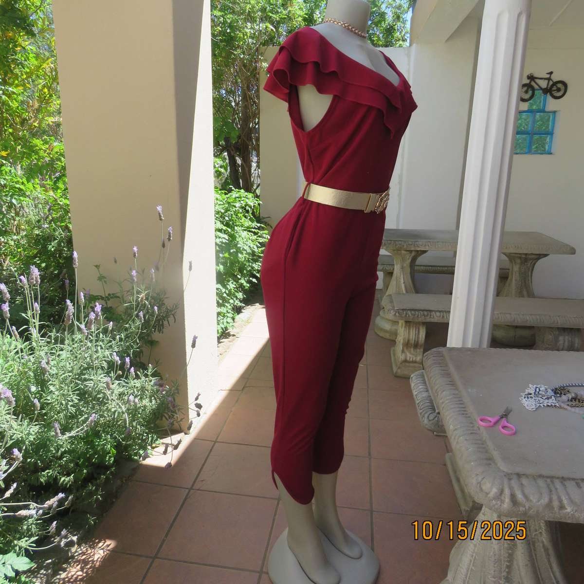 LEMON TREE maroon polyester stretch skinny leg jumpsuit size 34.