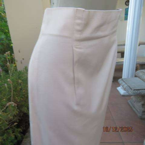 Hight waisted cream ribbed cotton owner made ankle length skirt. Size 36