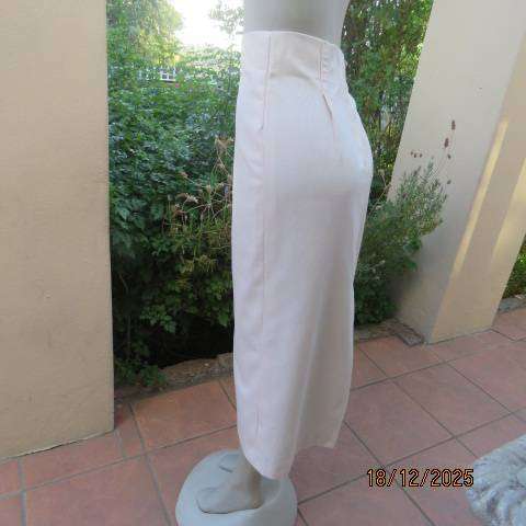 Hight waisted cream ribbed cotton owner made ankle length skirt. Size 36