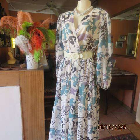 BLUSH MARK maxi sheer polyester cream with jade-grey print. Long sleeves. Size 38