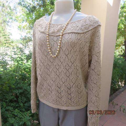 Ecru handmade acrylic knit long sleeve top with round neck, size 44