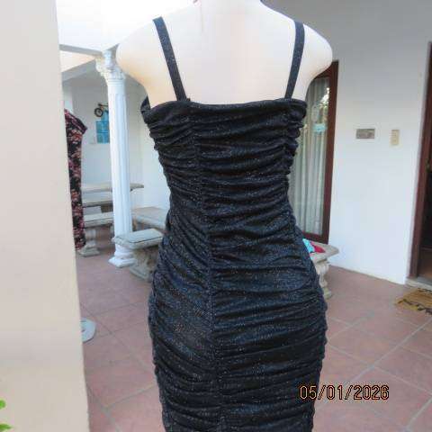 TRUWORTHS Glamour black stretch polyester vertically gathered dress with silver. Size 35