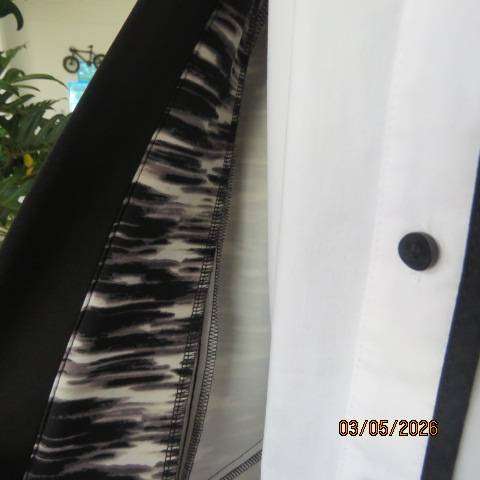 Donna Claire long sleeve jacket in black and white print, double knit stretch polyester, size 46