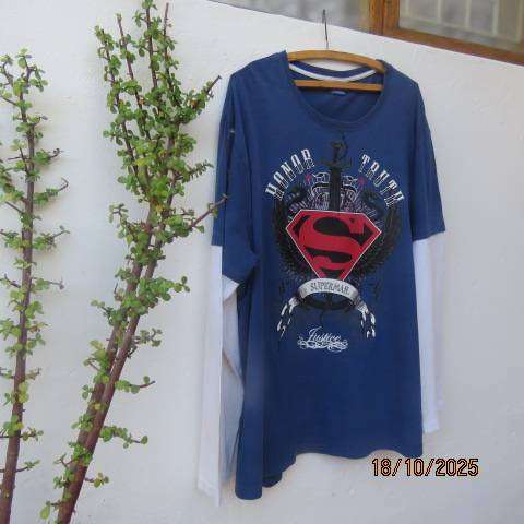 SUPERMAN denim blue T Shirt with white sleeve extensions size 3XL.