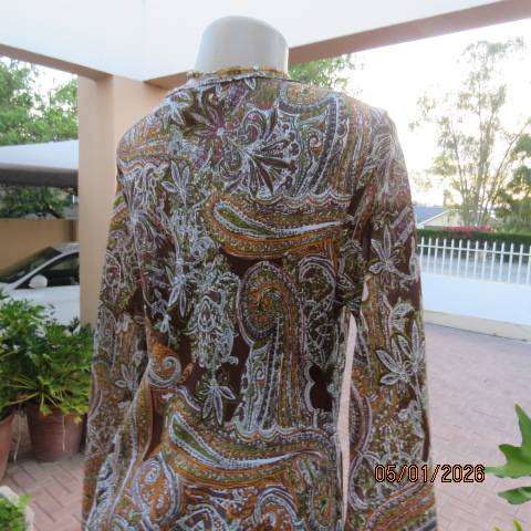 ML Classics bo-ho printed autumn colour long sleeve high-low slip over V neck top. Size 36