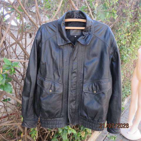 Men's black genuine leather biker jacket with pockets, size M