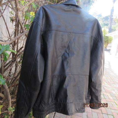 Men's black genuine leather biker jacket with pockets, size M