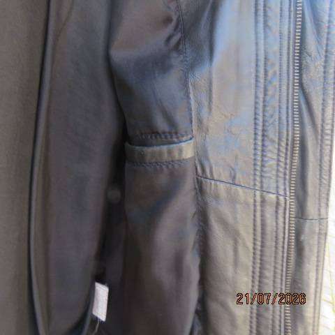 Men's black genuine leather biker jacket with pockets, size M