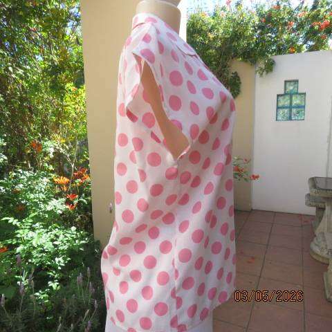 White polycotton button-down top with pink polka dots, open collar, size 38