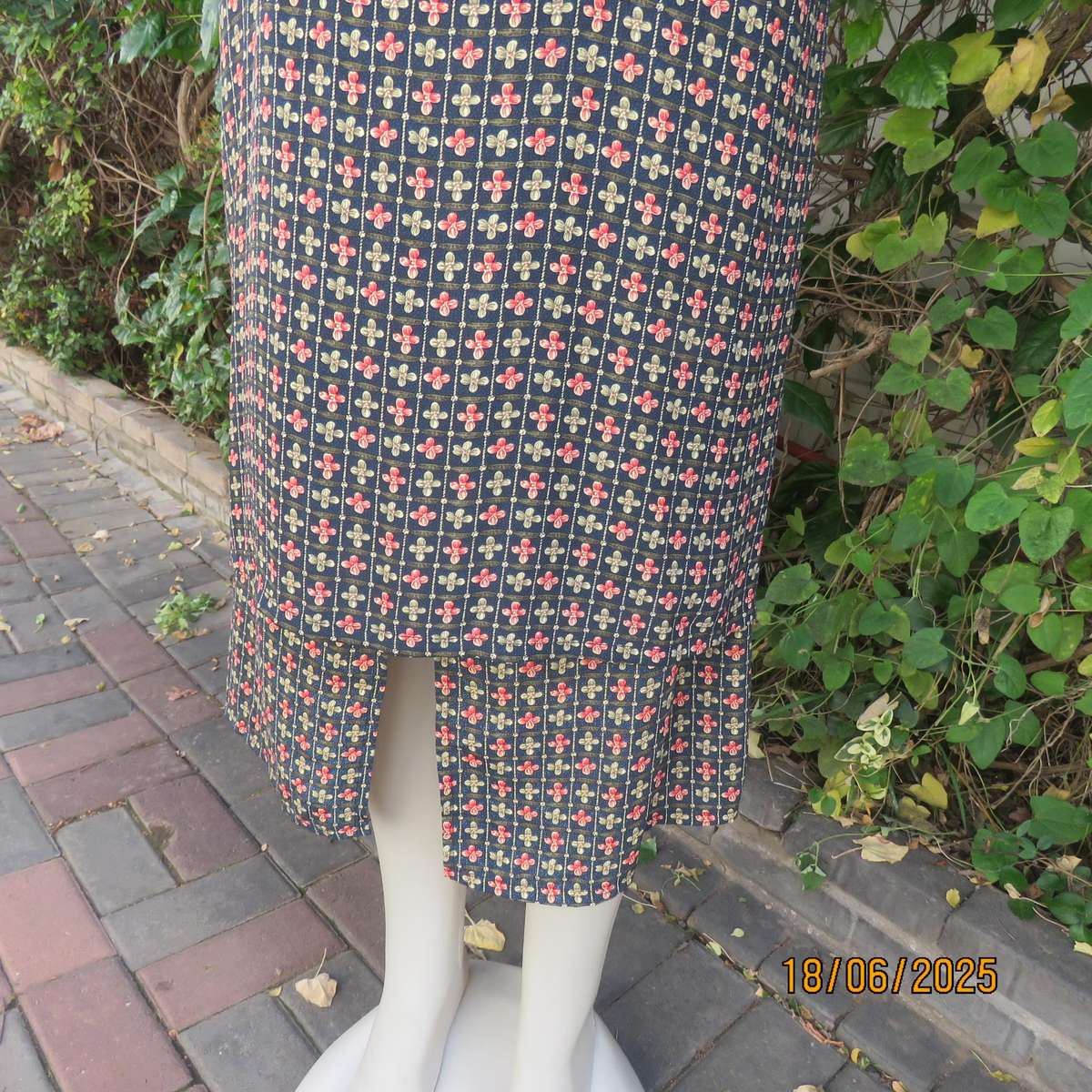 Navy ankle length floral pattern stripe dress - crimson-green. Unique style. Size 34