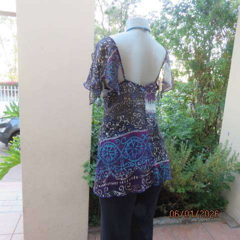 OASIS cool strappy top in blue-purple shades with triangle pieces over shoulders. Size 36