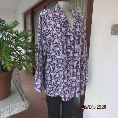 RENE TAYLOR white-purple polyester block printed long sleeve top. Button down. Size 48-50