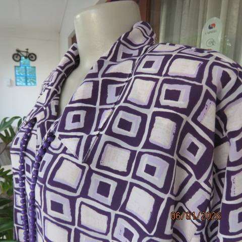RENE TAYLOR white-purple polyester block printed long sleeve top. Button down. Size 48-50