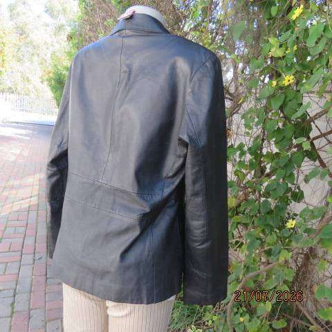 FOSHINI black genuine pig nappa leather button-down jacket with open collar, size 36-38