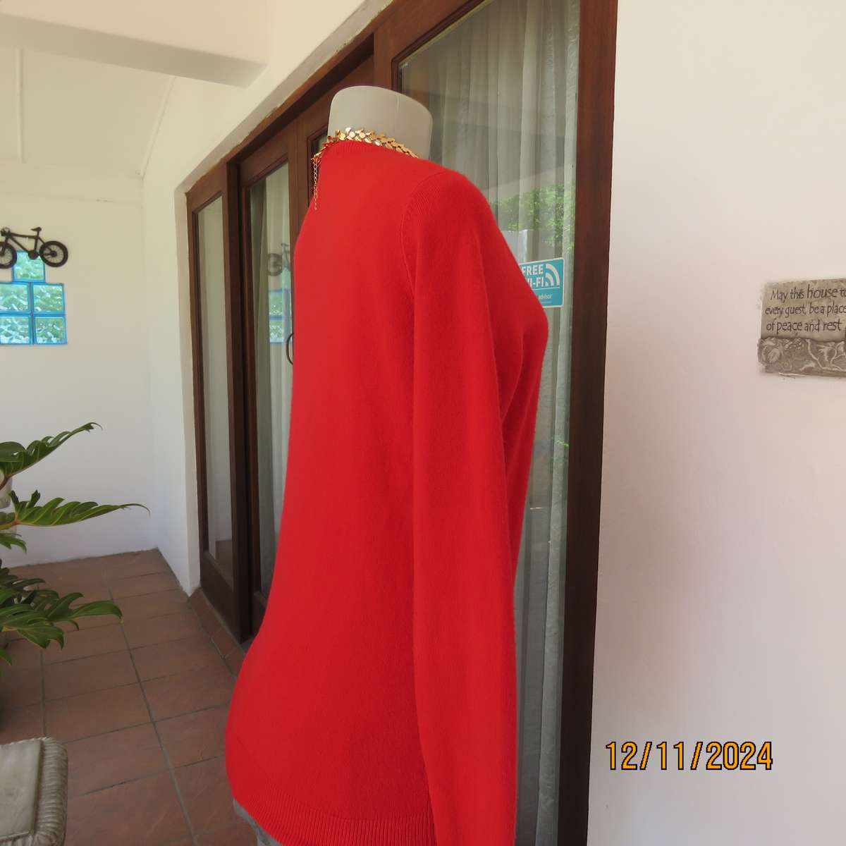 Bright red LOVE KNITWEAR long sleeve button down cardigan in 100% acrylic. Size 34. As new.