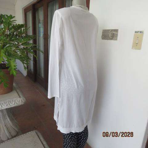 CHARTER CLUB white cotton extra long embroidered top size 36