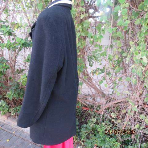 Copperstone ladies black formal double-breast long lined open collar jacket size 40