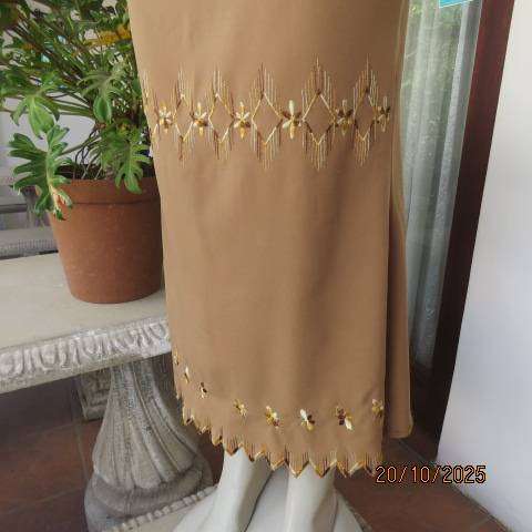 Boutique made ginger colour yellow-brown embroidered skirt size 36