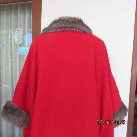 Judy's Pride Cherry Red Long Warm Top with Faux Fur Collar and Button Closure, Size 38-44
