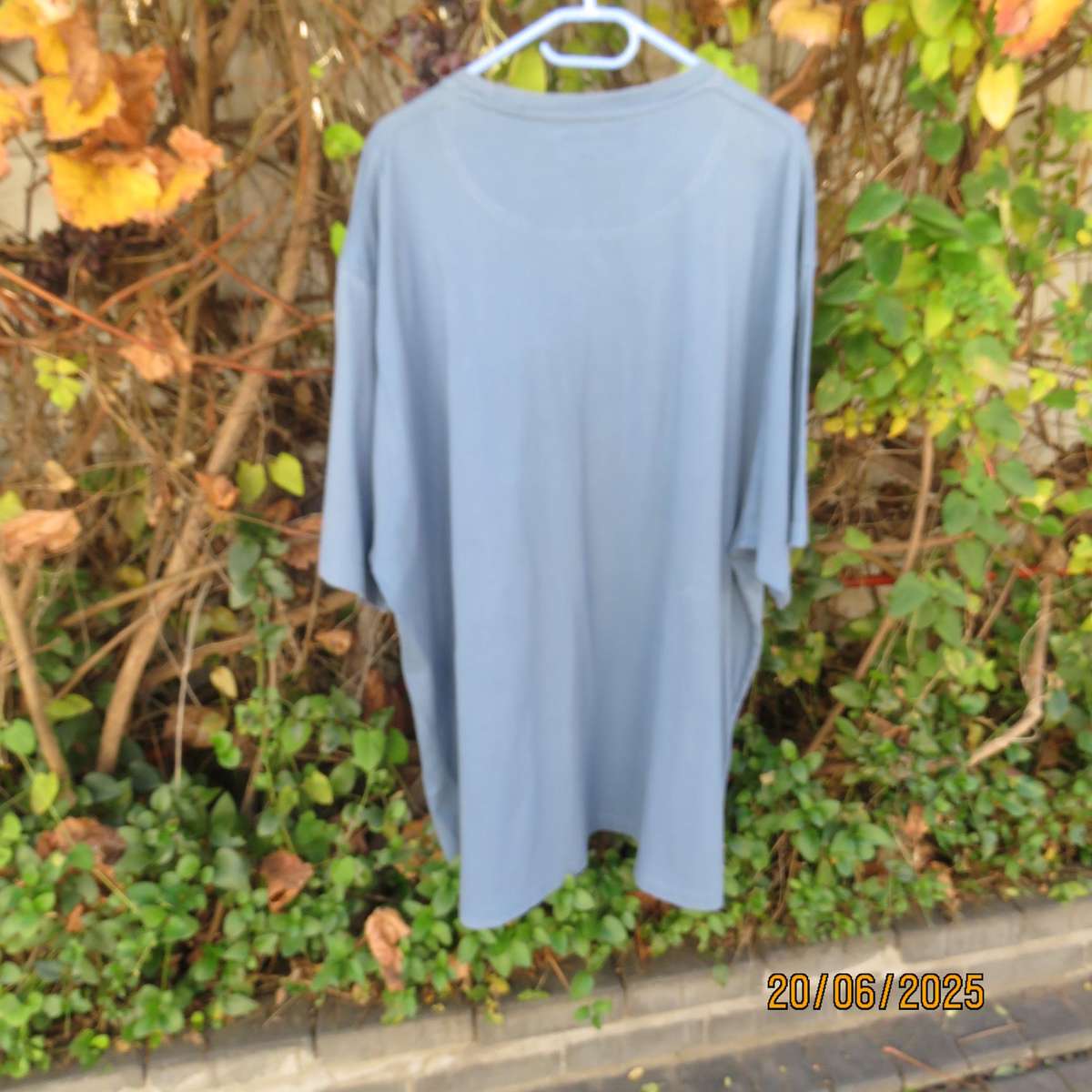 JEEP original Columbia blue short sleeve T shirt size 3XL. As new