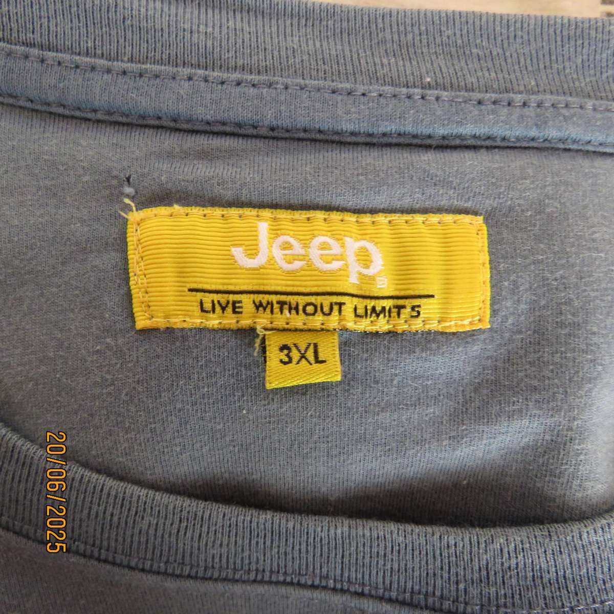 JEEP original Columbia blue short sleeve T shirt size 3XL. As new