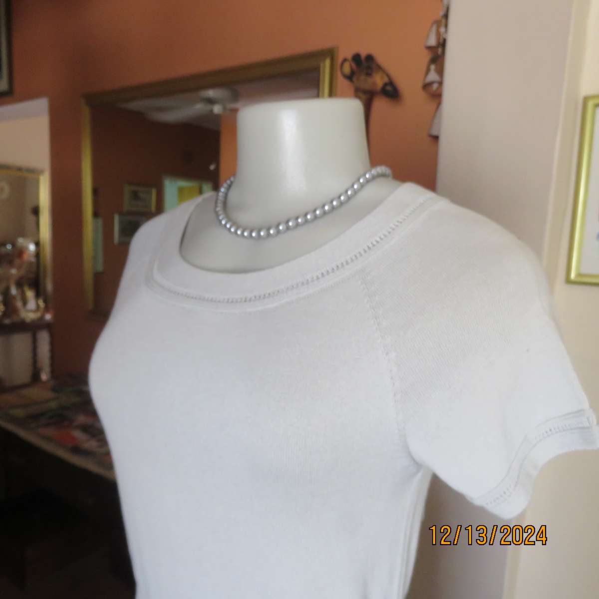 Amazing MATRICE Japan light grey poly-acrylic stretch knitted capped sleeve dress size 34.As new